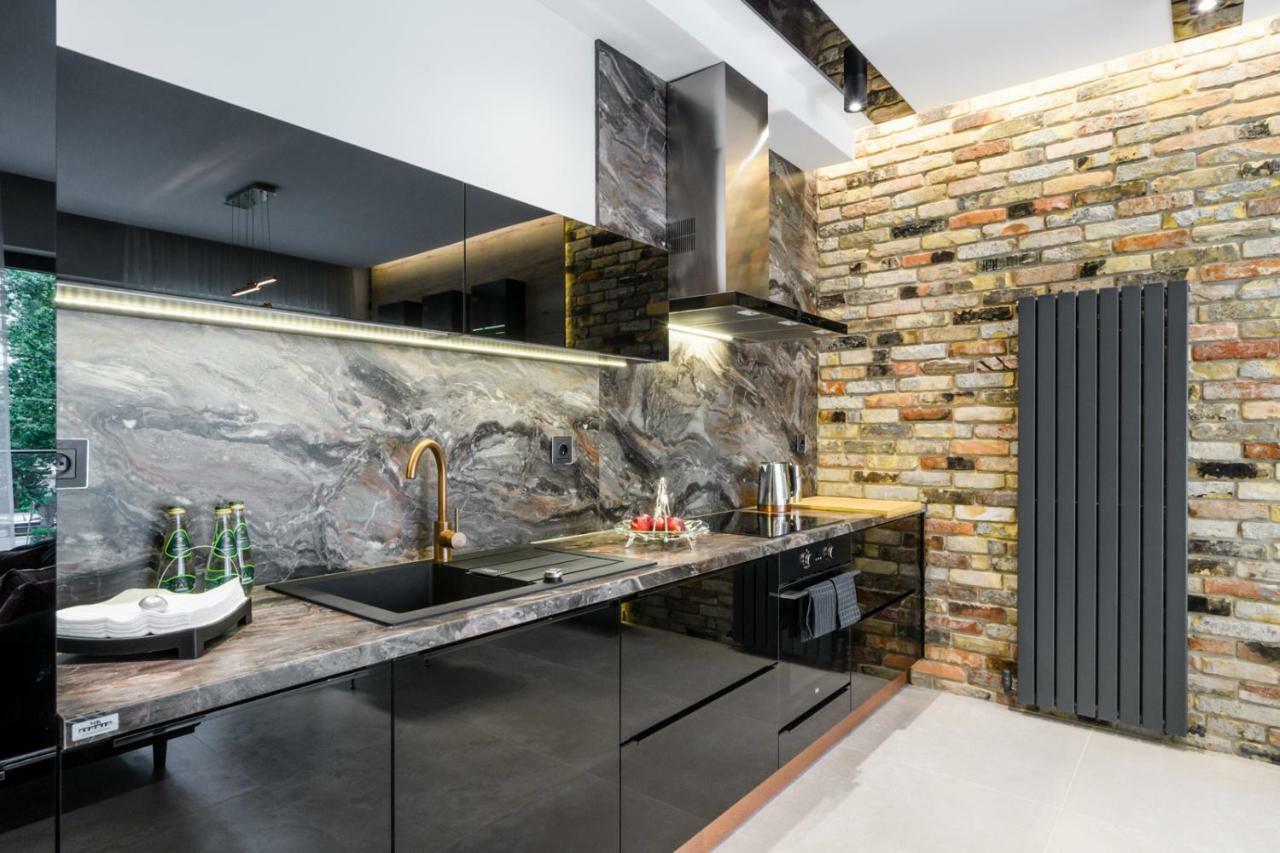 Zlota Luxury Apartments Varsavia Esterno foto