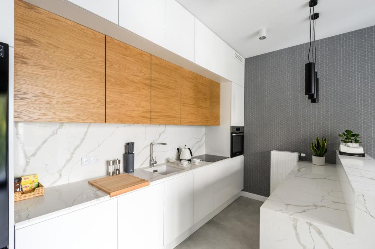 Zlota Luxury Apartments Varsavia Esterno foto