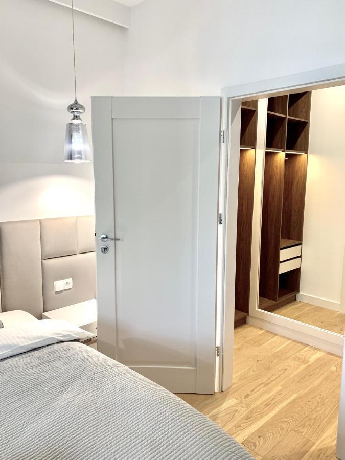 Zlota Luxury Apartments Varsavia Esterno foto