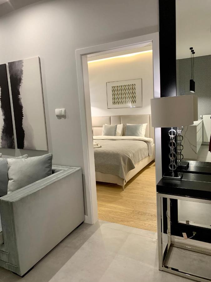 Zlota Luxury Apartments Varsavia Esterno foto