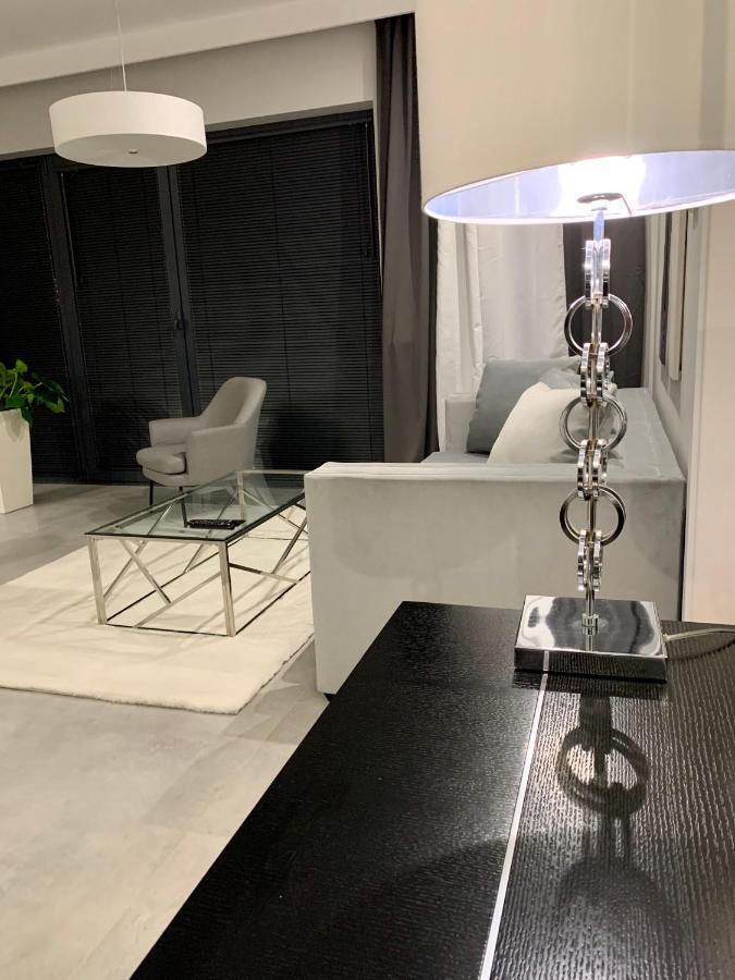 Zlota Luxury Apartments Varsavia Esterno foto