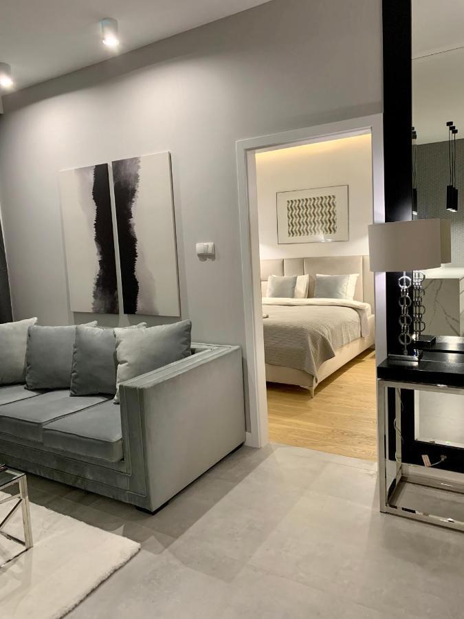 Zlota Luxury Apartments Varsavia Esterno foto